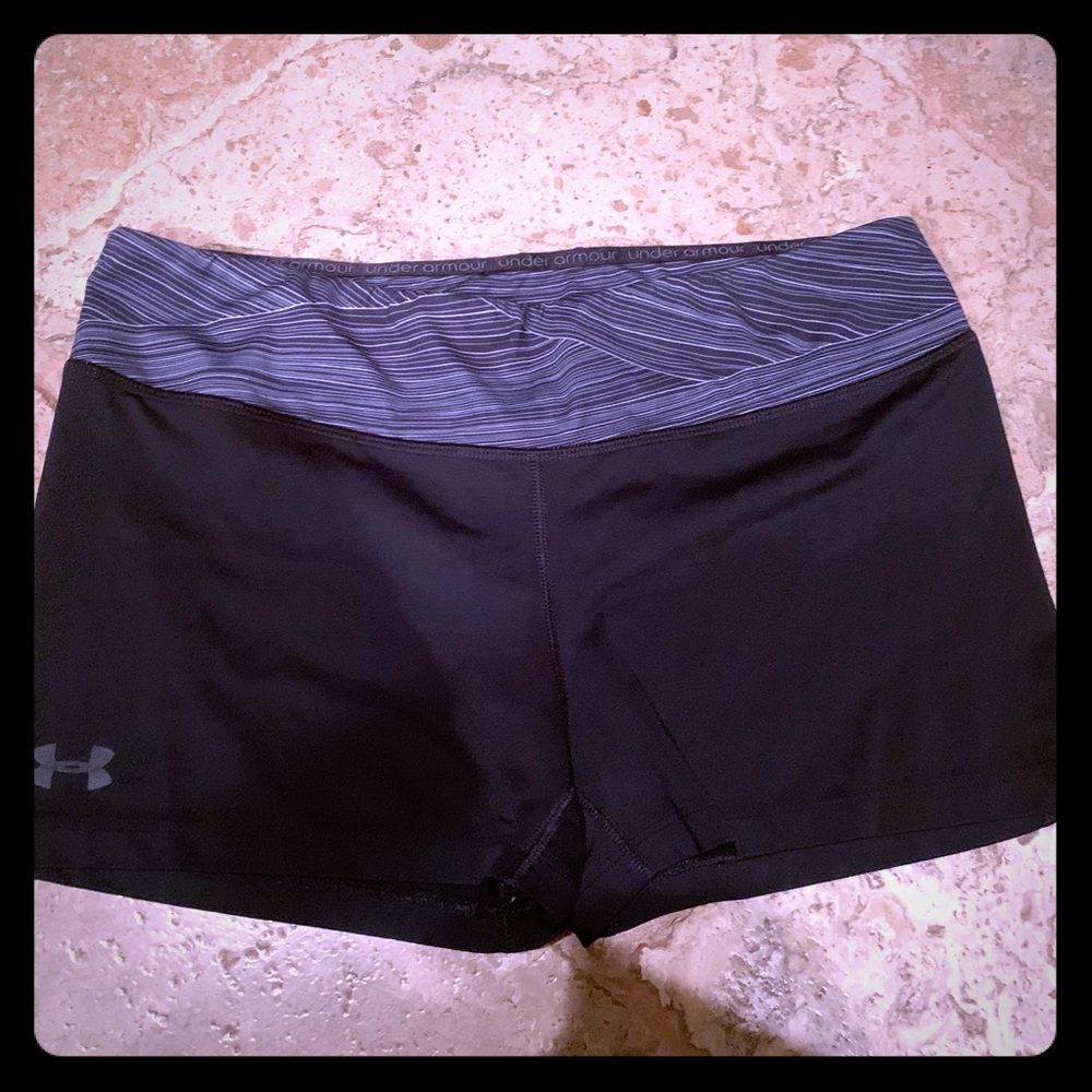 Under Armour HeatGear Fitted Workout Short